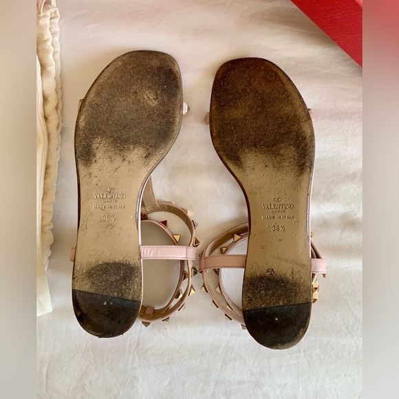 Authentic Valentino Garavani Rockstud Sandal - Picture 9 of 10